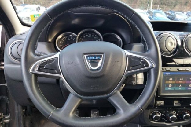 DACIA DUSTER 1.2 TCE 125 SILVER LINE 4X2