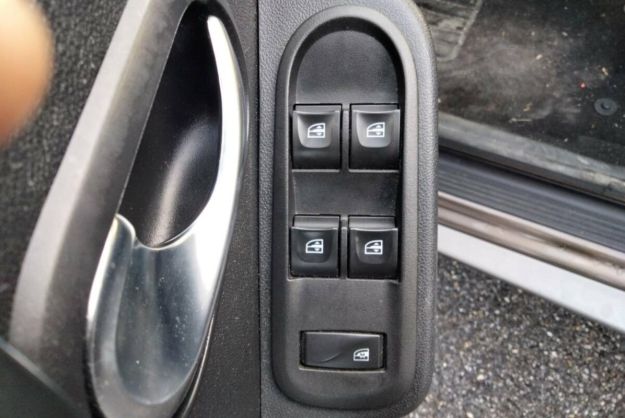 DACIA DUSTER 1.2 TCE 125 SILVER LINE 4X2