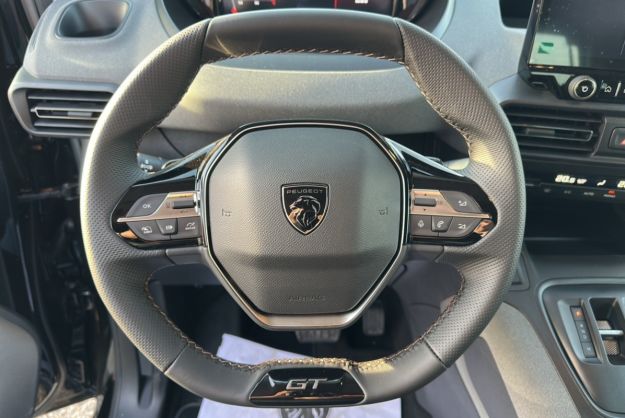 PEUGEOT RIFTER BLUEHDI 130 EAT8 GT PLUS