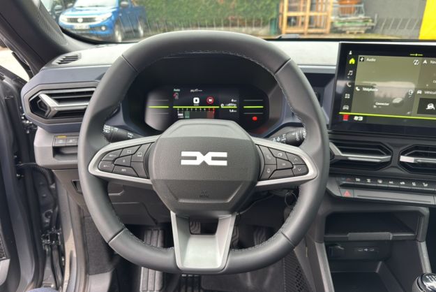 DACIA DUSTER MILD HYBRID 130 4X4 EXPRESSION