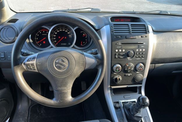 SUZUKI GRAND VITARA 1.9 DDIS 129