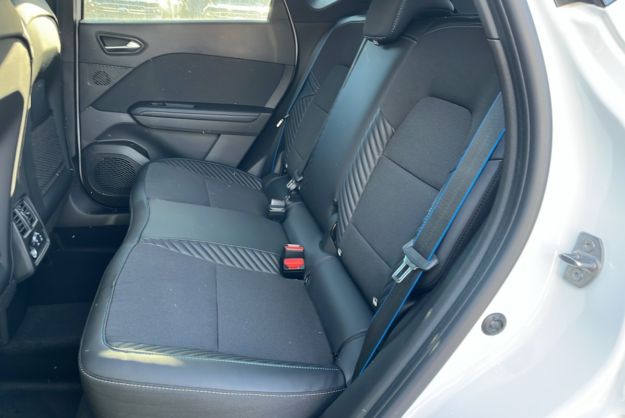 RENAULT CAPTUR E-TECH 160 ESPRIT ALPINE 360