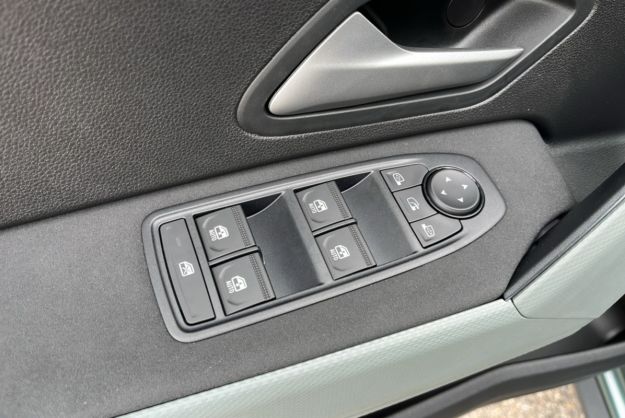 DACIA BIGSTER HYBRID-G 150 4X4 EXTREME PLUS