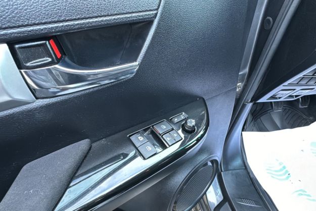 TOYOTA HILUX 2.4 150 X-TRA LEGENDE BVM6 