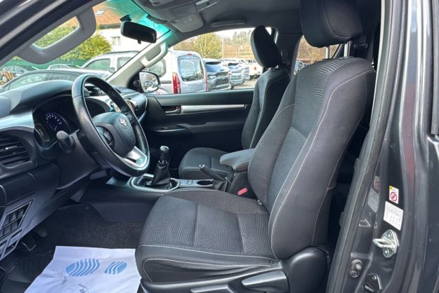 TOYOTA HILUX 2.4 150 X-TRA LEGENDE BVM6 