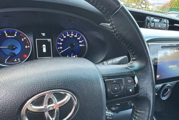 TOYOTA HILUX 2.4 150 X-TRA LEGENDE BVM6 