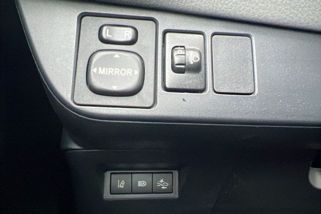 TOYOTA YARIS 1.5I VVT 110 ULTIMATE