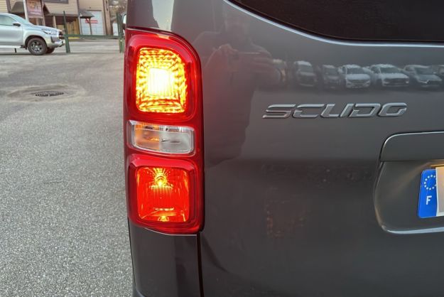 FIAT SCUDO 2.0 180 EAT8 COMBI XL SURÉQUIPÉ