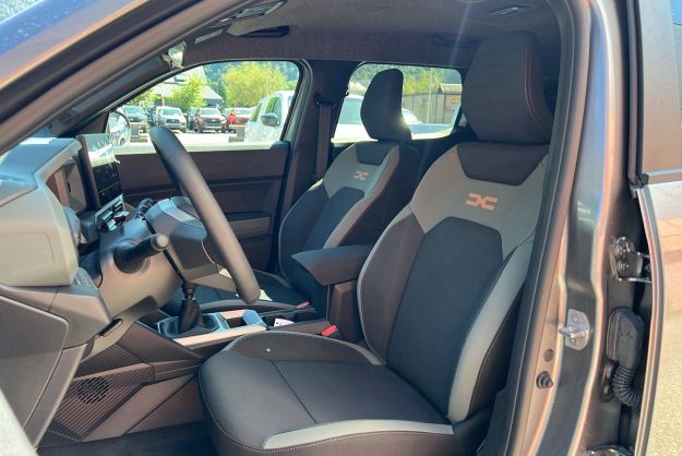 DACIA DUSTER HYBRID-G 150 4X4 EXTREME PLUS