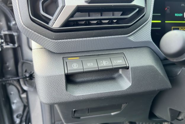 DACIA DUSTER HYBRID 155 EXPRESSION