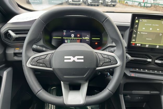 DACIA DUSTER MILD HYBRID 130 4X4 EXPRESSION