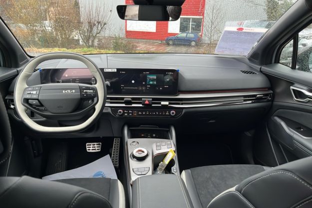 KIA SPORTAGE 1.6 T-GDI HEV 239 GT TOIT PANO