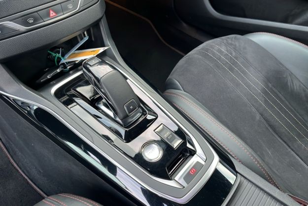 PEUGEOT 308 SW SW 2.0 HDI 180 GT EAT8 SURÉQUIPÉ