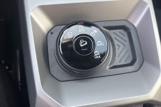 DACIA BIGSTER HYBRID-G 150 4X4 EXPRESSION +