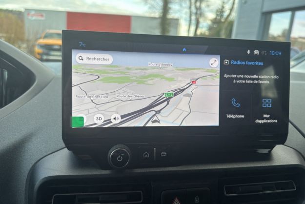 PEUGEOT RIFTER BLUEHDI 130 EAT8 ALLURE