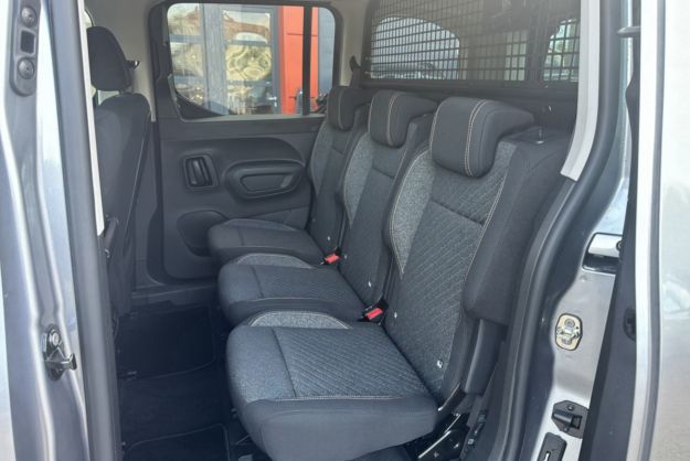 PEUGEOT RIFTER BLUEHDI 130 EAT8 ALLURE