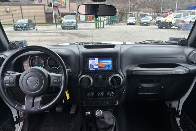 JEEP WRANGLER 2.8 CRD 200 4X4 SAHARA