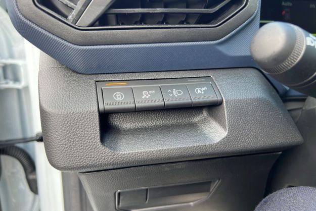 DACIA DUSTER HYBRID-G 150 4X4 EXPRESSION