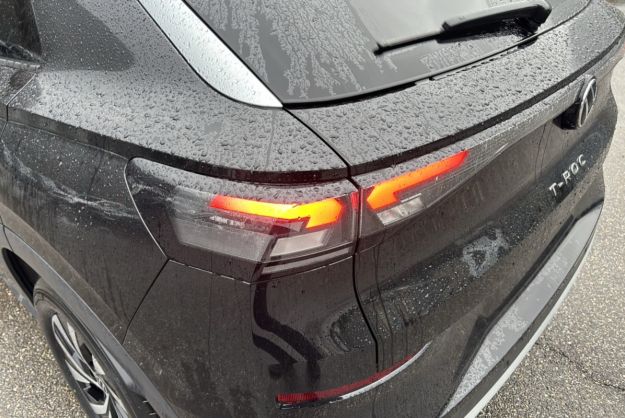 VOLKSWAGEN T-ROC ETSI 150 DSG LIFE PLUS