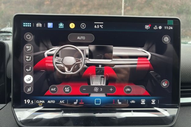 VOLKSWAGEN T-ROC ETSI 150 DSG LIFE PLUS