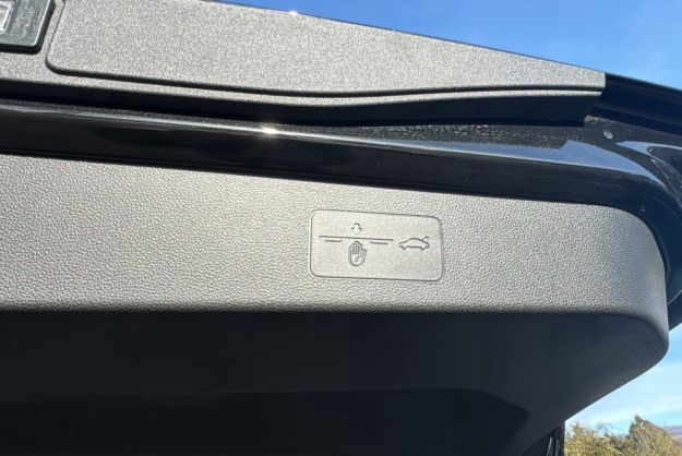 VOLKSWAGEN T-ROC ETSI 150 DSG7 R-LINE