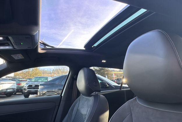 VOLKSWAGEN T-ROC ETSI 150 DSG7 R-LINE PLUS