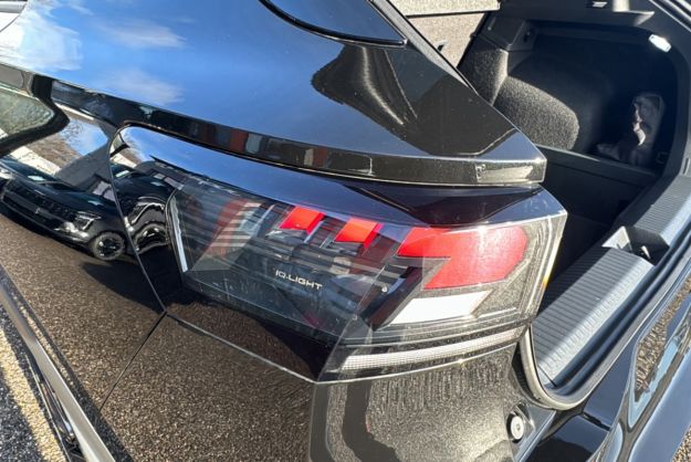 VOLKSWAGEN T-ROC ETSI 150 DSG7 R-LINE PLUS