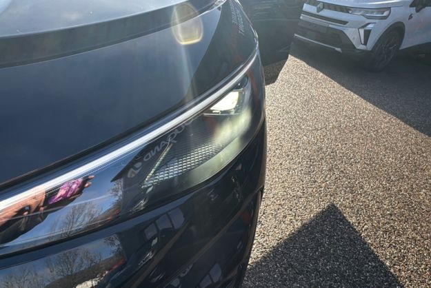 VOLKSWAGEN T-ROC ETSI 150 DSG7 R-LINE PLUS