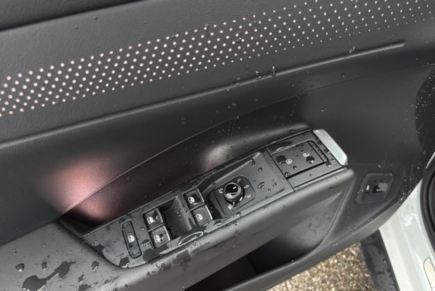 VOLKSWAGEN T-ROC ETSI 150 DSG7 R-LINE PLUS