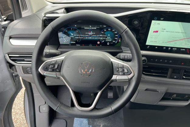 VOLKSWAGEN TRANSPORTER TDI 170 DSG PROCAB L1