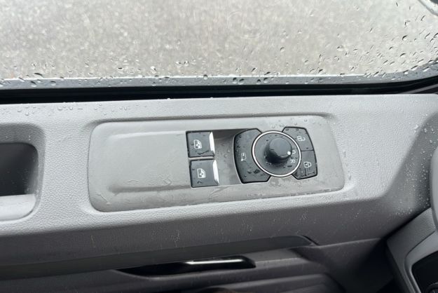 VOLKSWAGEN TRANSPORTER TDI 170 DSG PROCAB L2