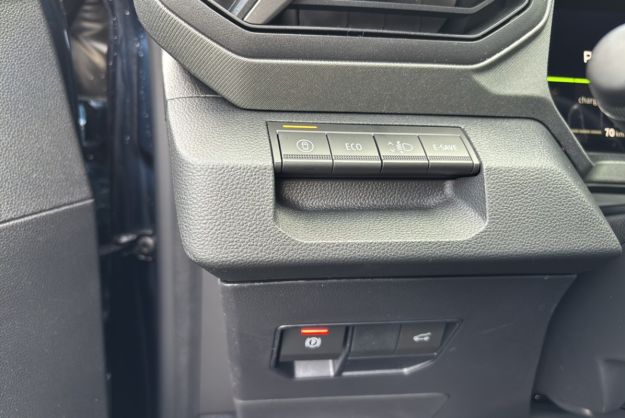 DACIA BIGSTER HYBRID 155 JOURNEY PLUS