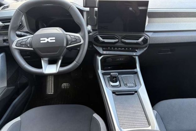 DACIA BIGSTER HYBRID 155 JOURNEY PLUS