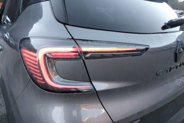 RENAULT CAPTUR E-TECH 160 ESPRIT ALPINE 360