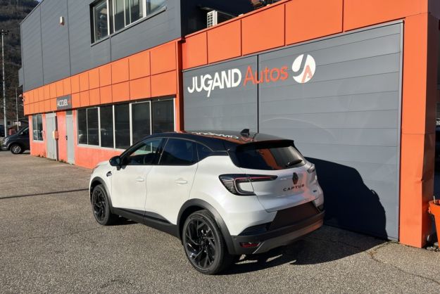 RENAULT CAPTUR E-TECH 160 ESPRIT ALPINE 360