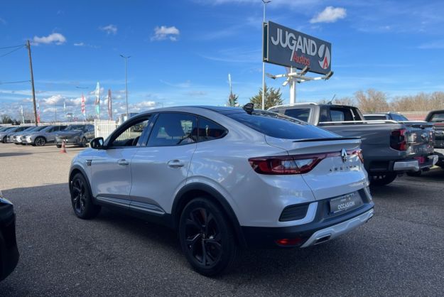 RENAULT ARKANA 145 E-TECH RS LINE