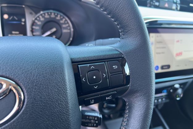 TOYOTA HILUX 2.8 D4-D 204 BVA EXECUTIVE 4PL