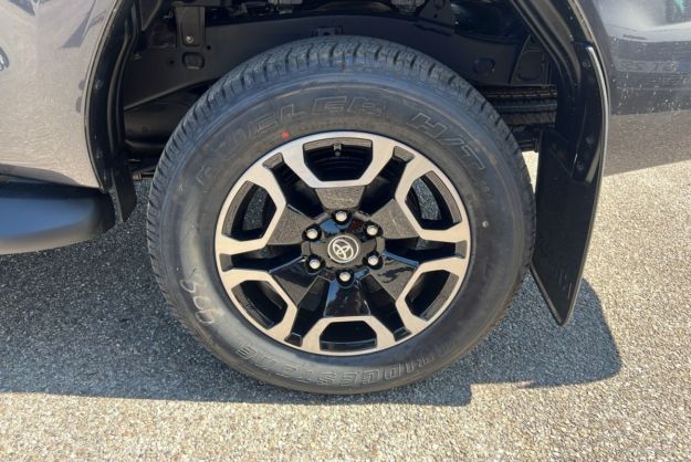 TOYOTA HILUX 2.8 D4-D 204 BVA EXECUTIVE 4PL