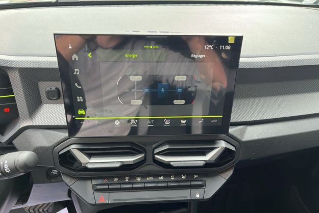 DACIA DUSTER HYBRID-G 150 4X4 JOURNEY PLUS