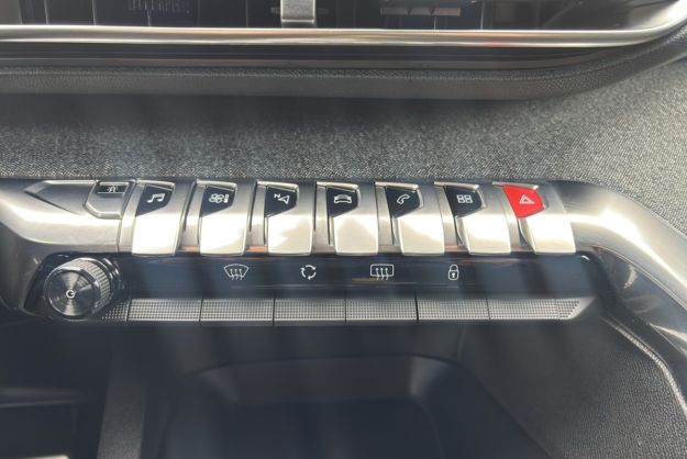 PEUGEOT 3008 HDI 130 EAT8 GT-LINE