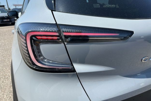 RENAULT CAPTUR E-TECH HYBRID 145 TECHNO PLUS