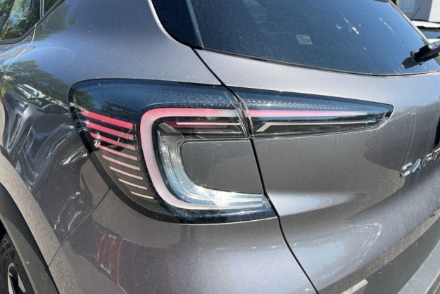 RENAULT CAPTUR E-TECH HYBRID 145 TECHNO PLUS