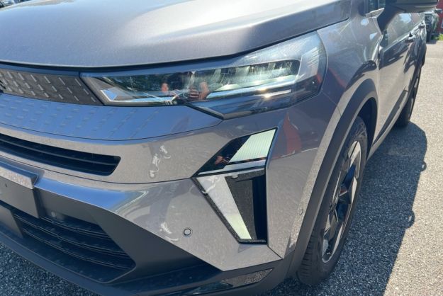 RENAULT CAPTUR E-TECH HYBRID 145 TECHNO PLUS