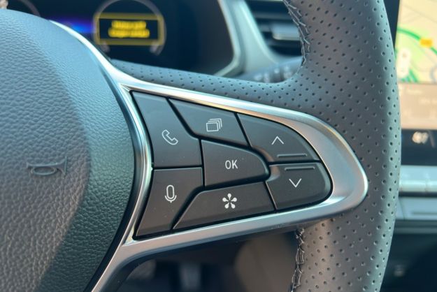 RENAULT CAPTUR E-TECH HYBRID 145 TECHNO PLUS