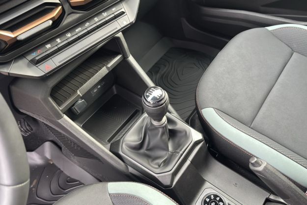 DACIA DUSTER MILD HYBRID 140 EXTREME CITY