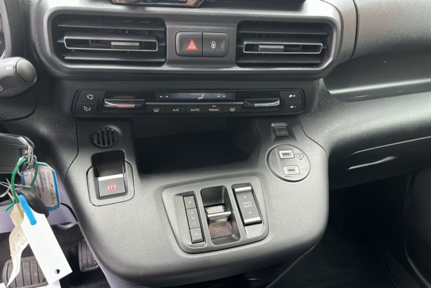 CITROEN BERLINGO BLUEHDI 130 EAT8 MAX 5PL N1