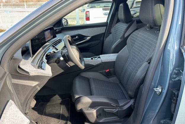 PEUGEOT 3008 HYBRID 136 E-DCS6 ALLURE GPS PANO