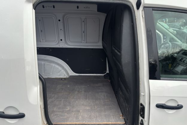 VOLKSWAGEN CADDY VAN 2.0 TDI 122 4MOTION