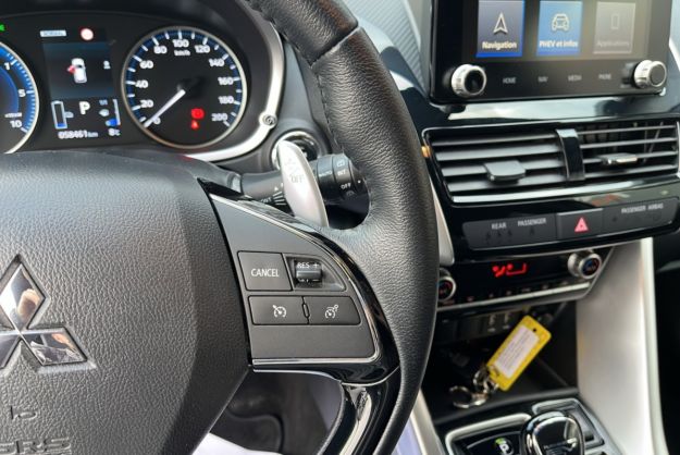 MITSUBISHI ECLIPSE CROSS 2.4 PHEV 4WD INTENSE