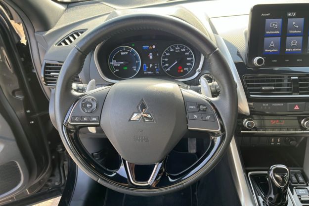 MITSUBISHI ECLIPSE CROSS 2.4 PHEV 4WD INTENSE